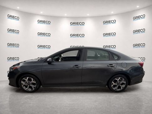 Used 2019 Kia Forte LXS FWD image 4