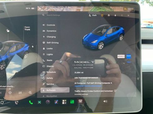 Used 2024 Tesla Model Y Long Range AWD/4WD image 5