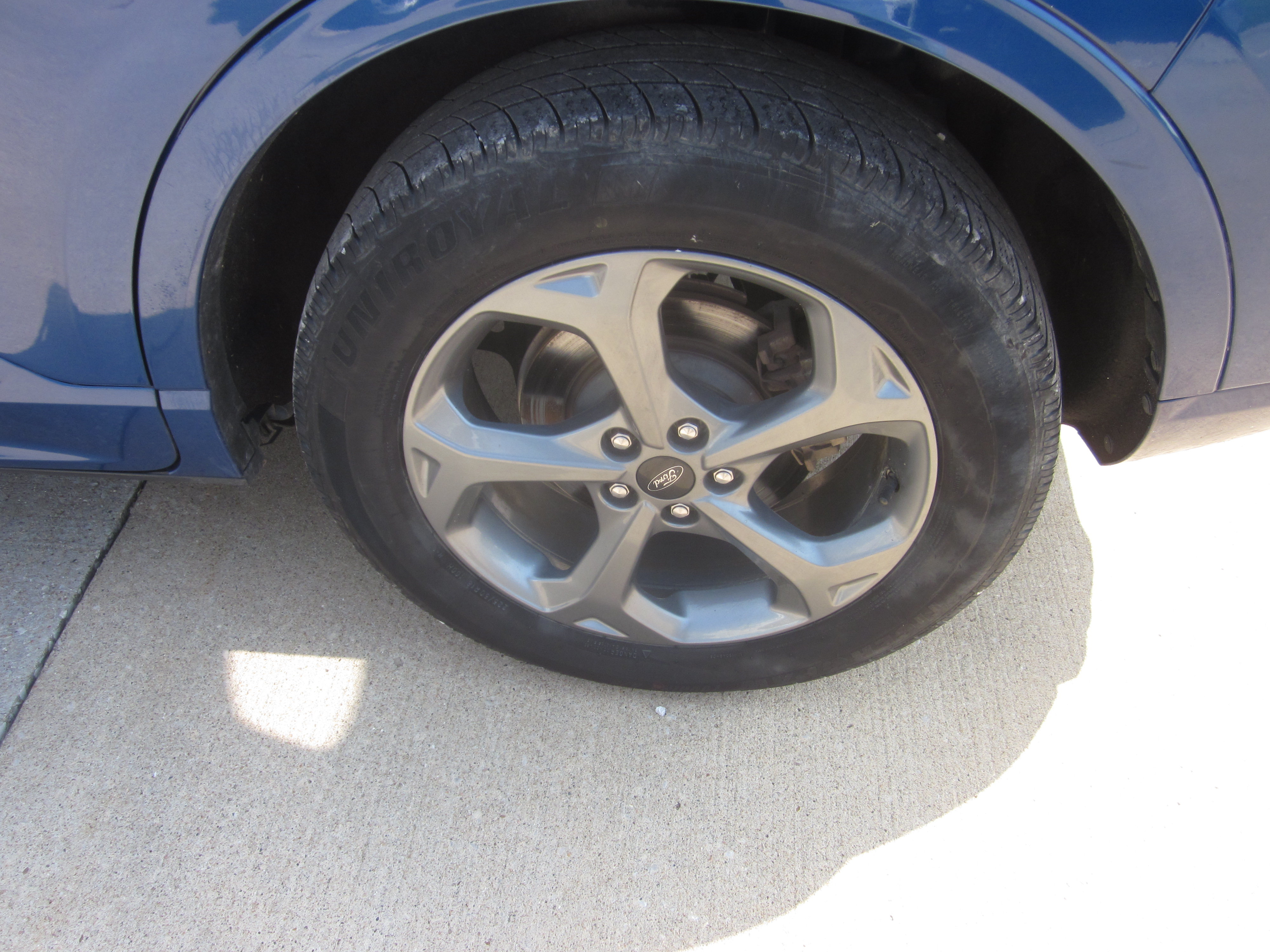 Used 2023 Ford Escape ST-Line Select AWD/4WD image 8