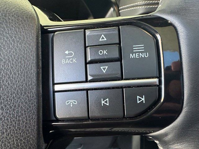 Used 2023 Ford F150 Lightning Platinum AWD/4WD image 27