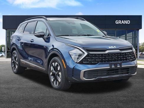 Certified 2024 Kia Sportage X-Line image 3