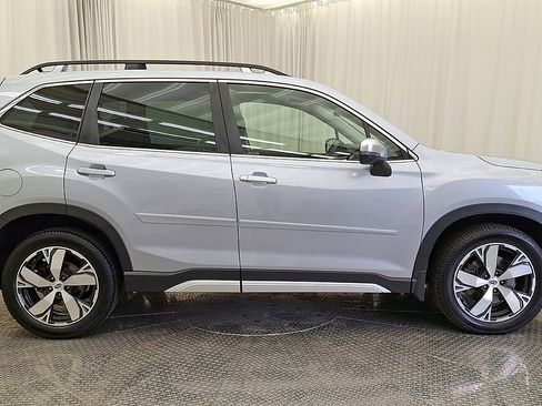 Used 2020 Subaru Forester Touring image 4