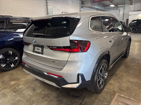 Used 2025 BMW X1 xDrive28i w/ Premium Package image 16