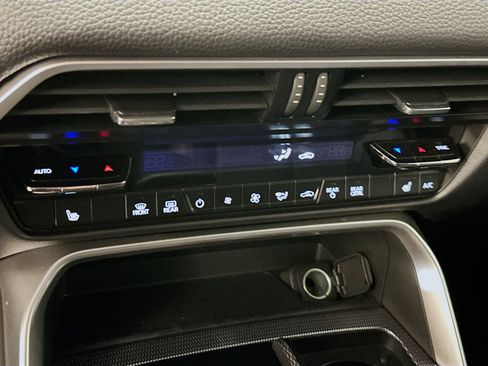 Used 2024 MAZDA CX-90 Plug-In Hybrid w/ Preferred image 24