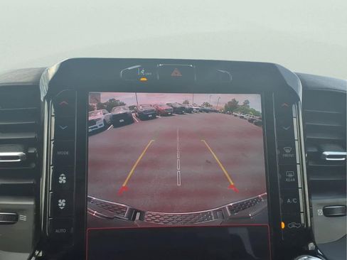Used 2025 RAM 1500 Laramie AWD/4WD image 24