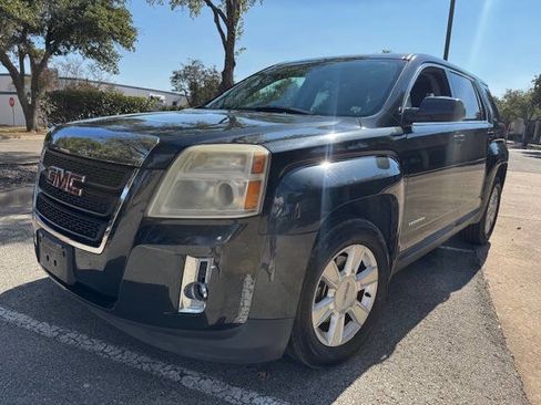 Used 2013 GMC Terrain SLE image 1