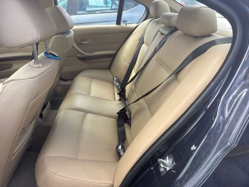 Used 2006 BMW 325i Sedan image 5