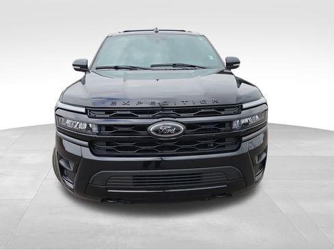 Used 2023 Ford Expedition Limited AWD/4WD image 10