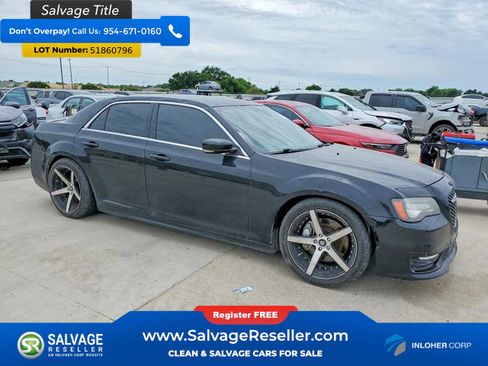 Used 2012 Chrysler 300 SRT8 RWD image 5