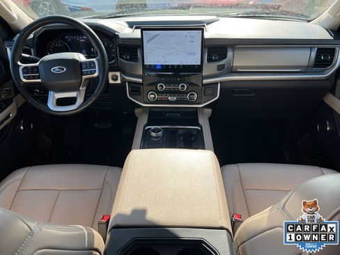 Used 2024 Ford Expedition XLT image 26