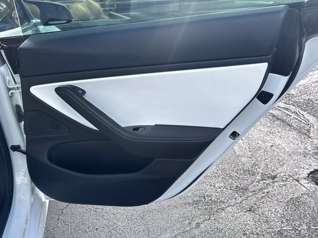Used 2020 Tesla Model 3 Standard Range Plus RWD image 25