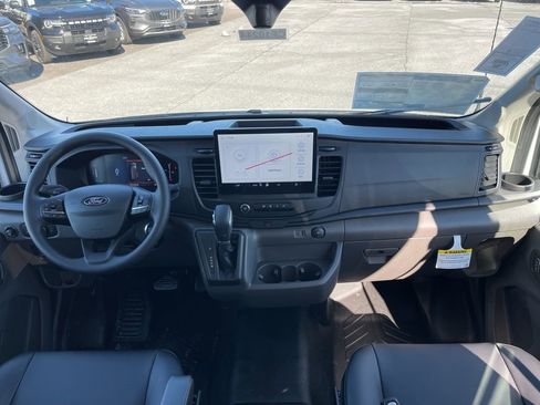 New 2026 Ford Transit 250 148 Medium Roof w/ Load Area Protection Package image 8