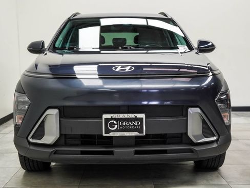 Used 2024 Hyundai Kona SEL AWD/4WD image 6