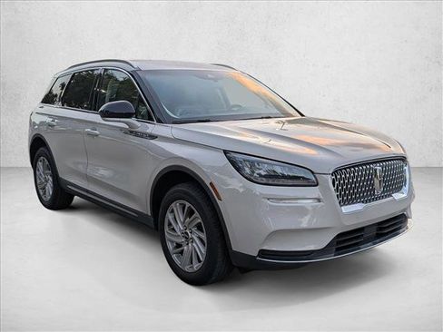 Used 2022 Lincoln Corsair FWD image 3