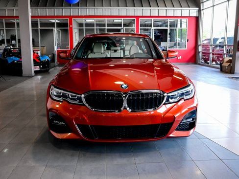 Used 2021 BMW 330i xDrive Sedan w/ M Sport Package AWD/4WD image 2