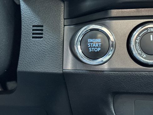 Certified 2023 Toyota Tacoma TRD Off-Road image 21