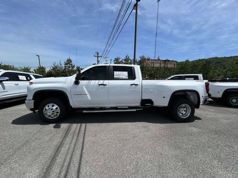 New 2026 Chevrolet Silverado 3500 W/T AWD/4WD image 6