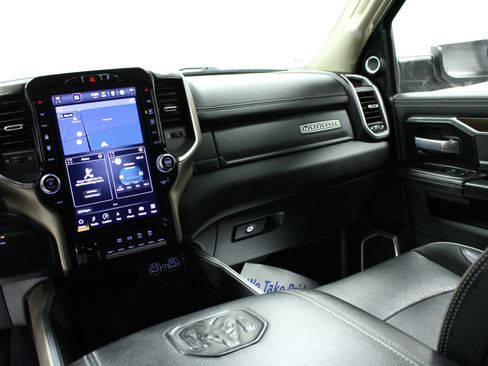 Used 2022 RAM 2500 Laramie image 17