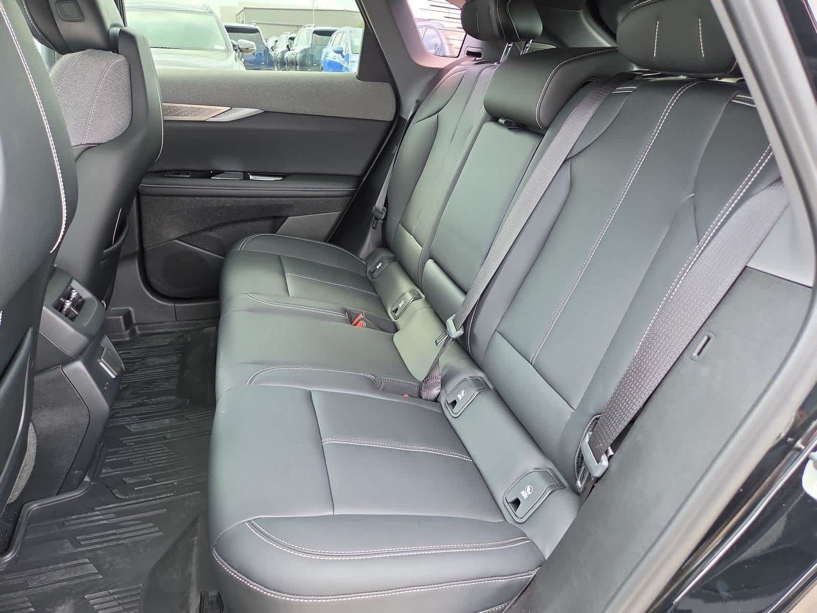 Used 2026 Cadillac Optiq Sport 1 w/ LPO, Floor Liner Package RWD image 19