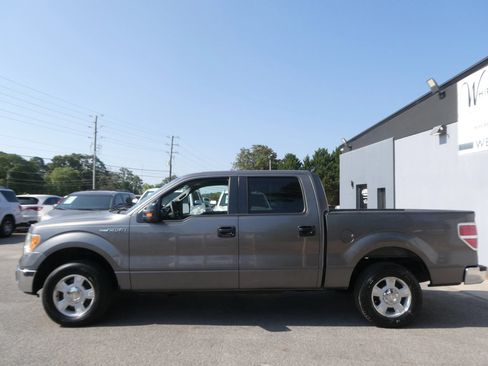 Used 2011 Ford F150 XLT w/ XLT Convenience Pkg RWD image 9