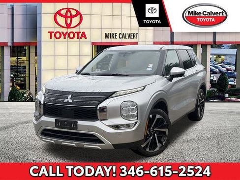 Used 2022 Mitsubishi Outlander SE FWD image 1
