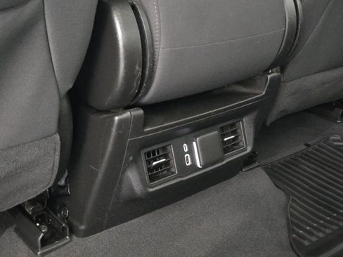 Used 2024 Chevrolet Silverado 1500 LT RWD image 33