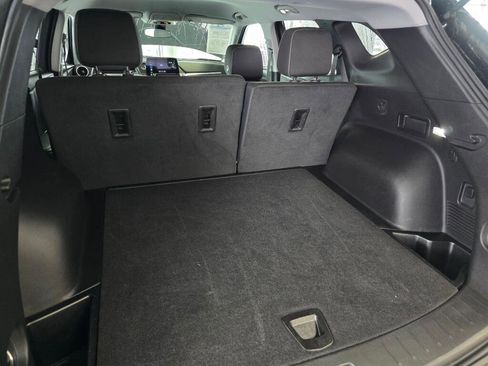 Used 2025 Chevrolet Blazer LT image 17