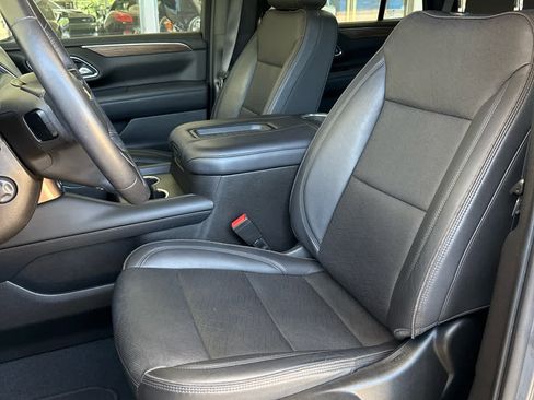 Used 2021 Chevrolet Tahoe High Country image 11