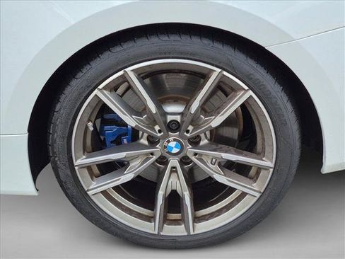Used 2024 BMW M440i Convertible w/ Premium Package RWD image 19