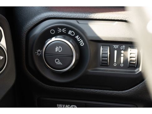 Used 2020 Jeep Gladiator Rubicon image 28