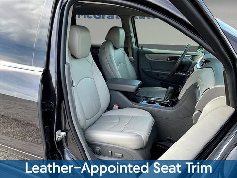 Used 2017 Chevrolet Traverse LT AWD/4WD image 33