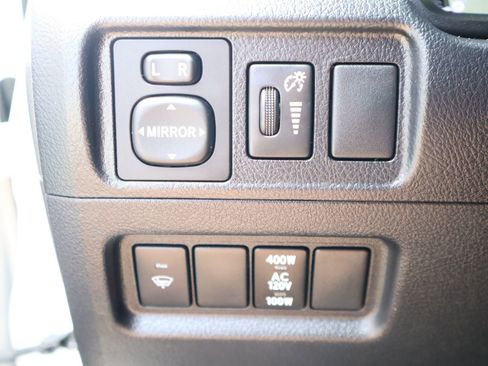 Used 2019 Toyota 4Runner TRD Off-Road Premium AWD/4WD image 33