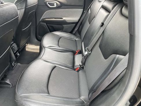 Used 2024 Jeep Compass Latitude AWD/4WD image 16