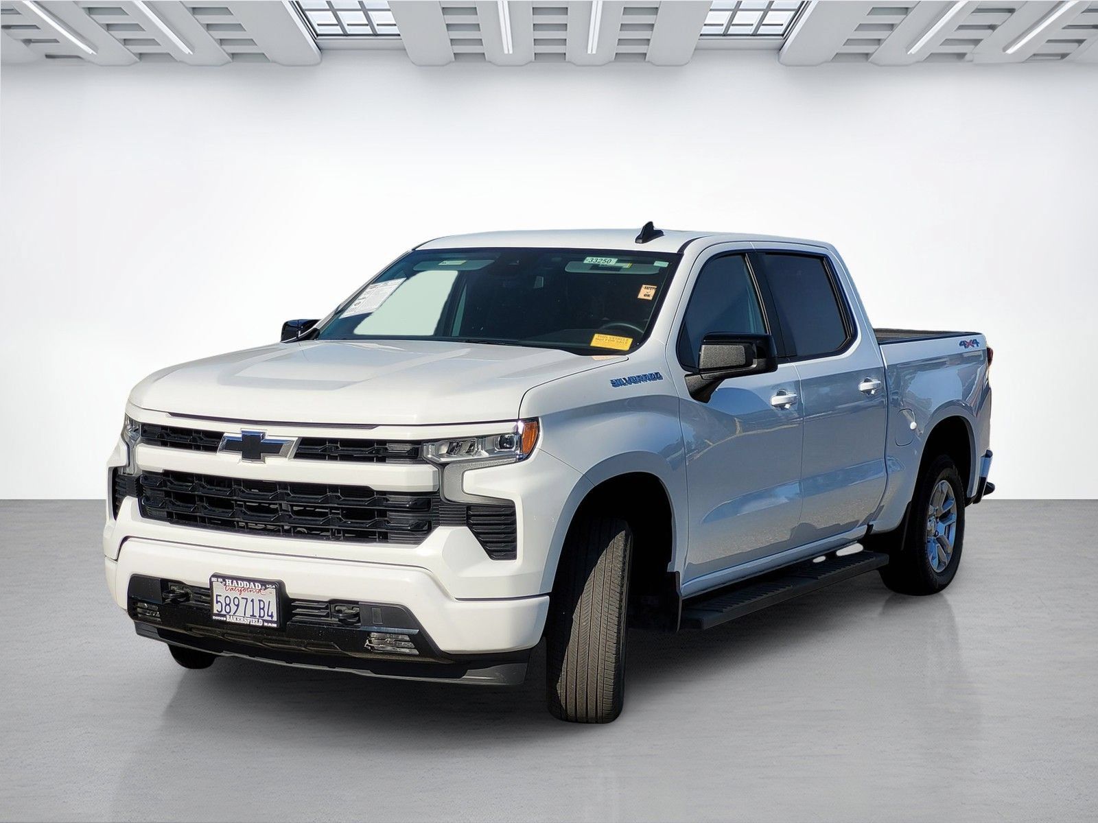 Used 2024 Chevrolet Silverado 1500 RST AWD/4WD image 8