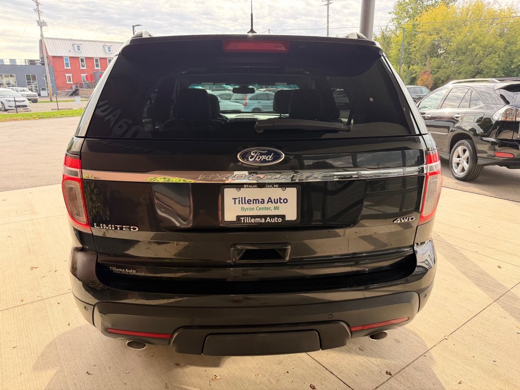 Used 2014 Ford Explorer Limited w/ Equipment Group 302A AWD/4WD image 6