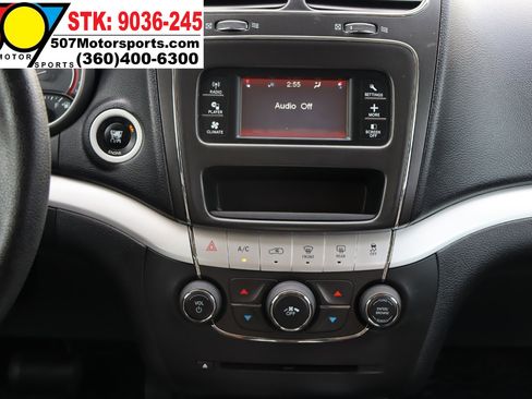 Used 2014 Dodge Journey American Value Package w/ Flexible Seating Group image 19