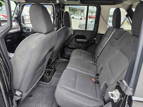 Used 2023 Jeep Wrangler Unlimited Sport AWD/4WD image 10