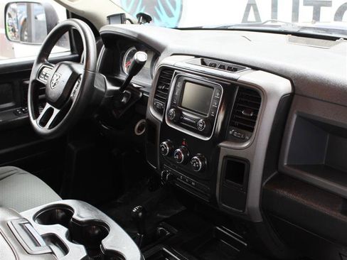 Used 2013 RAM 3500 Tradesman w/ Chrome Appearance Group AWD/4WD image 10