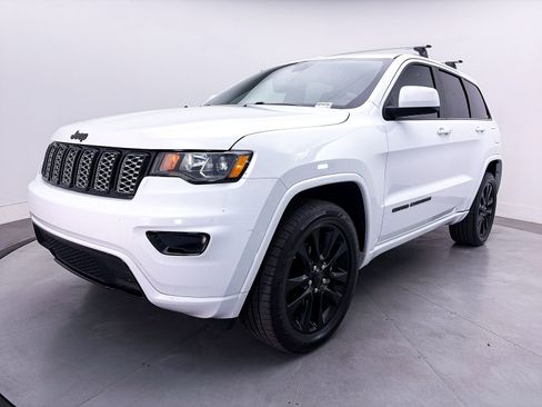 Used 2019 Jeep Grand Cherokee Altitude RWD image 7