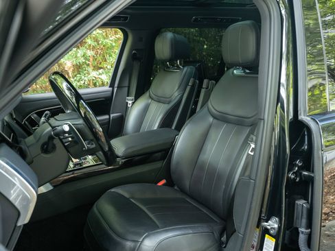 Used 2023 Land Rover Range Rover Long Wheelbase SE AWD/4WD image 8
