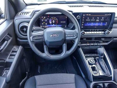 New 2026 Chevrolet Colorado Trail Boss AWD/4WD image 17