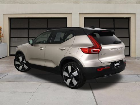 Certified 2023 Volvo XC40 Recharge Ultimate AWD/4WD image 2