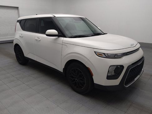 Used 2022 Kia Soul LX FWD image 11