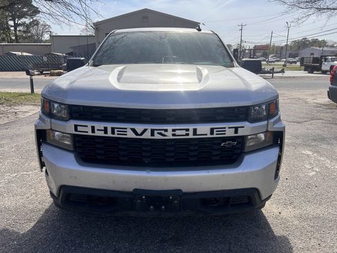 Used 2021 Chevrolet Silverado 1500 Custom image 4