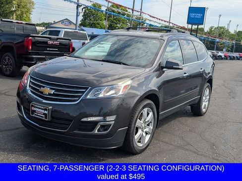 Used 2017 Chevrolet Traverse LT w/ Style and Technology Package AWD/4WD image 4