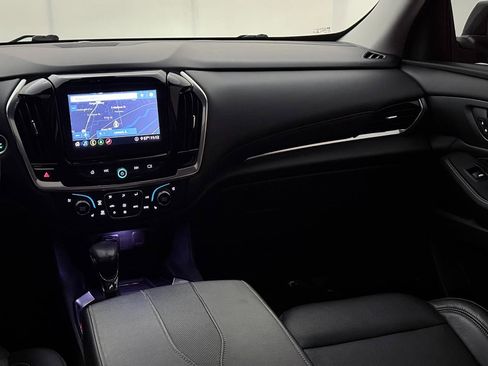 Used 2021 Chevrolet Traverse Premier image 28