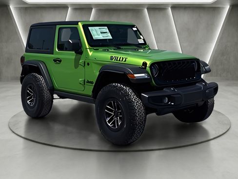 Used 2025 Jeep Wrangler Sport AWD/4WD image 1