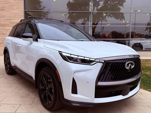 Certified 2026 INFINITI QX60 Autograph w/ Dark Cargo Package image 4