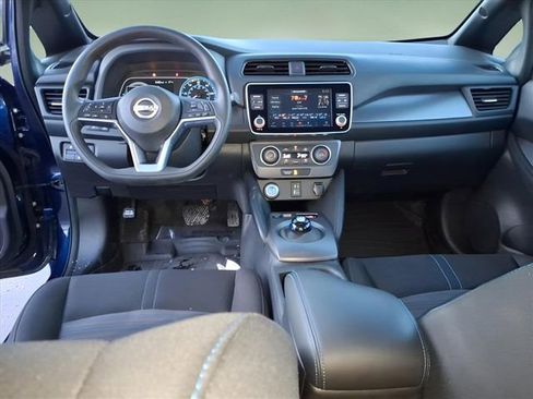 Used 2023 Nissan Leaf S image 13