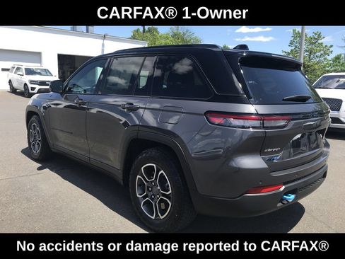 Used 2022 Jeep Grand Cherokee Trailhawk AWD/4WD image 3